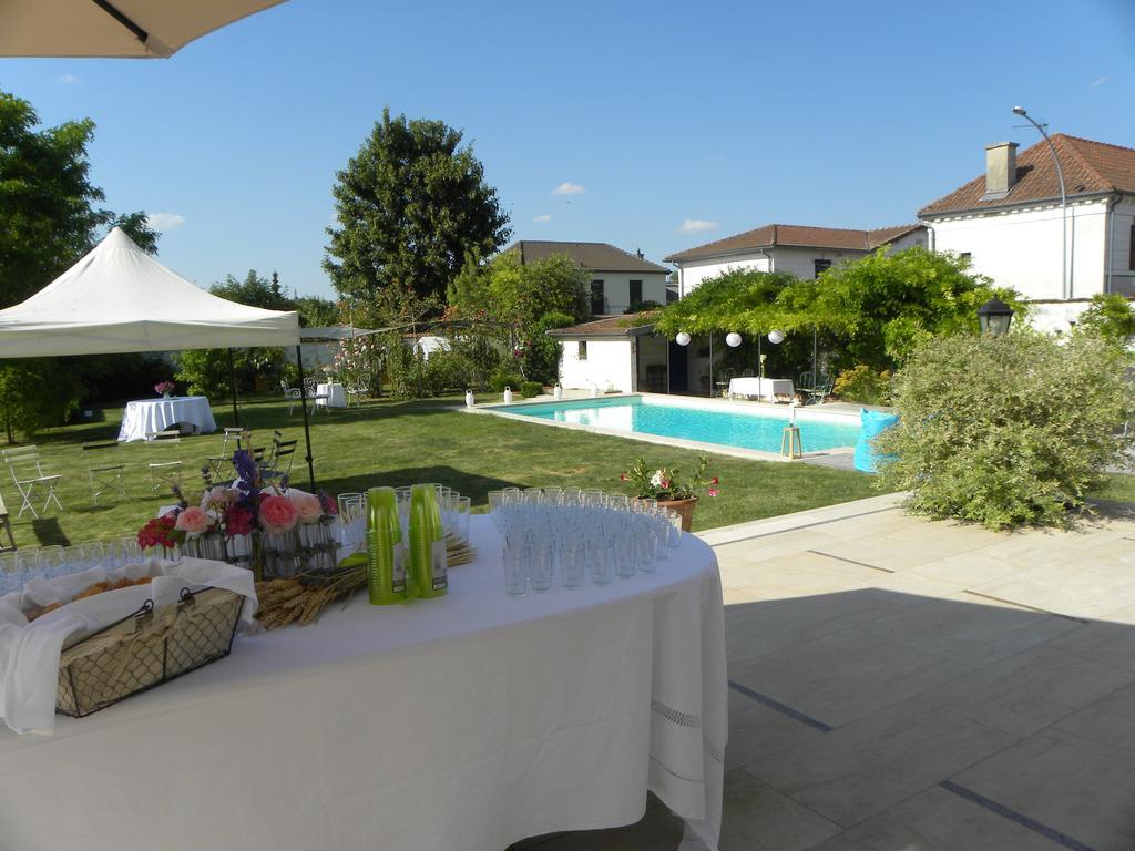 Entre Cour Et Jardin Hotel Châlons-en-Champagne Zewnętrze zdjęcie