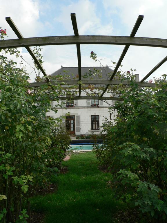 Entre Cour Et Jardin Hotel Châlons-en-Champagne Zewnętrze zdjęcie