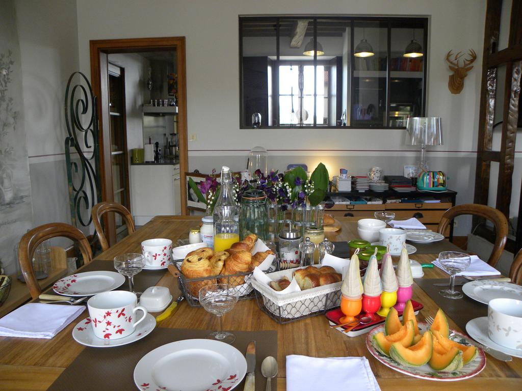 Entre Cour Et Jardin Hotel Châlons-en-Champagne Zewnętrze zdjęcie
