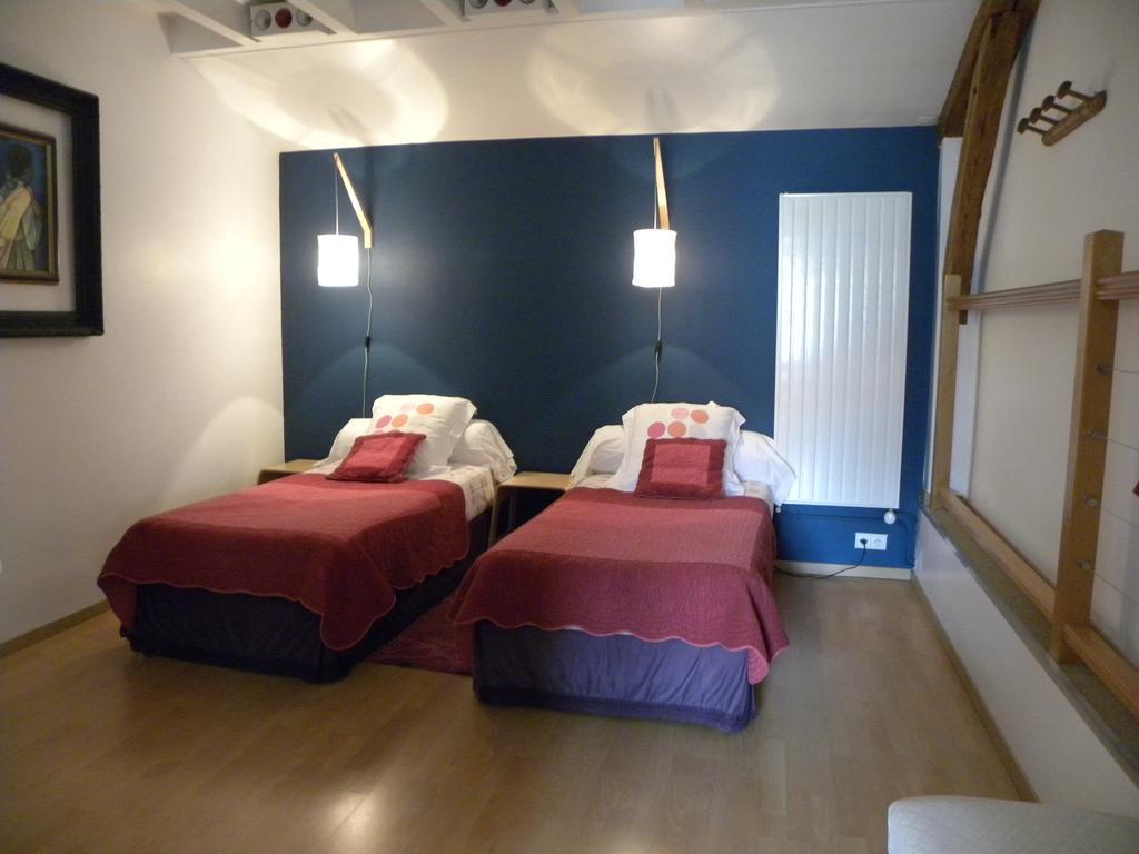 Entre Cour Et Jardin Hotel Châlons-en-Champagne Zewnętrze zdjęcie